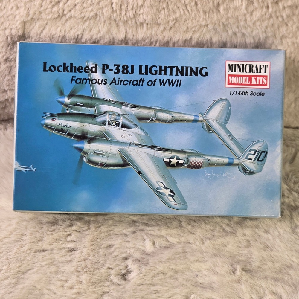 Minicraft Lockheed P-38J Lightning 1/144 Scale Model‎ Kit 14410 WWII Aircraft